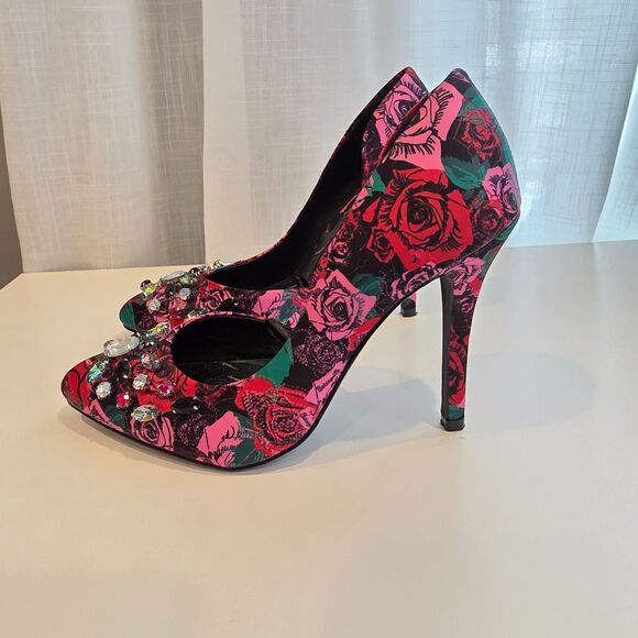 Betsey Johnson Tahini D'Orsay Pumps. Sz 7. Floral Embellished Punk Coquette - Picture 4 of 8